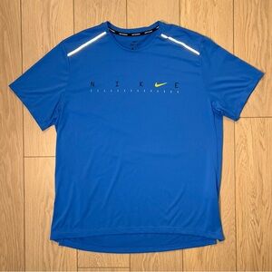 Nike Athletic Dry Fit Running Tee Size XL